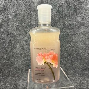 Bath & Body Works Pleasures Sweet Pea Bubble Bath, 10 fl oz/295 mL